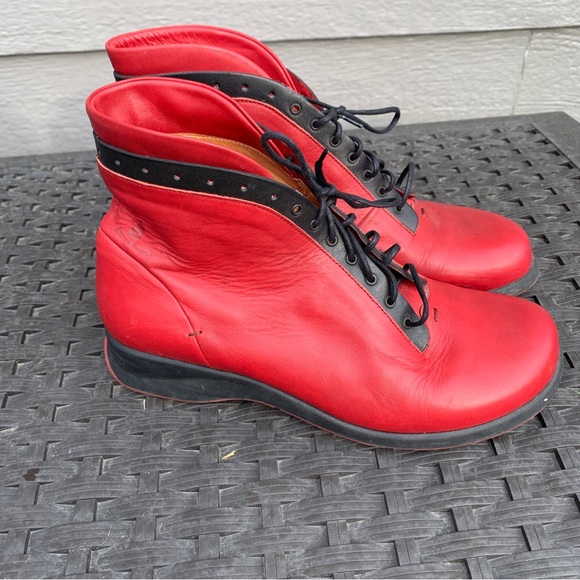 Murtosa Ankle Boots Red Leather Portugal Women's Size 7.5 - Picture 1 of 6